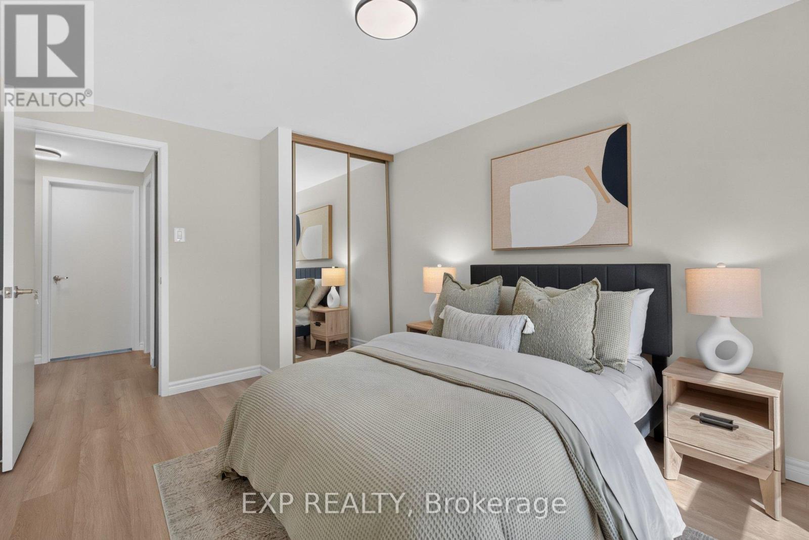 38 Rusty Crestway, Toronto, ON
