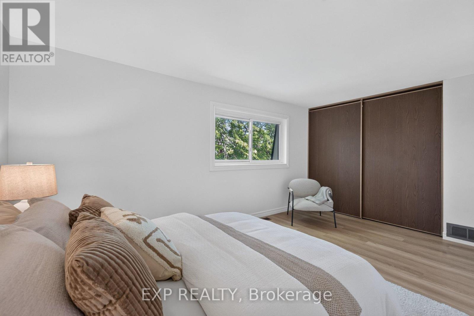 38 Rusty Crestway, Toronto, ON