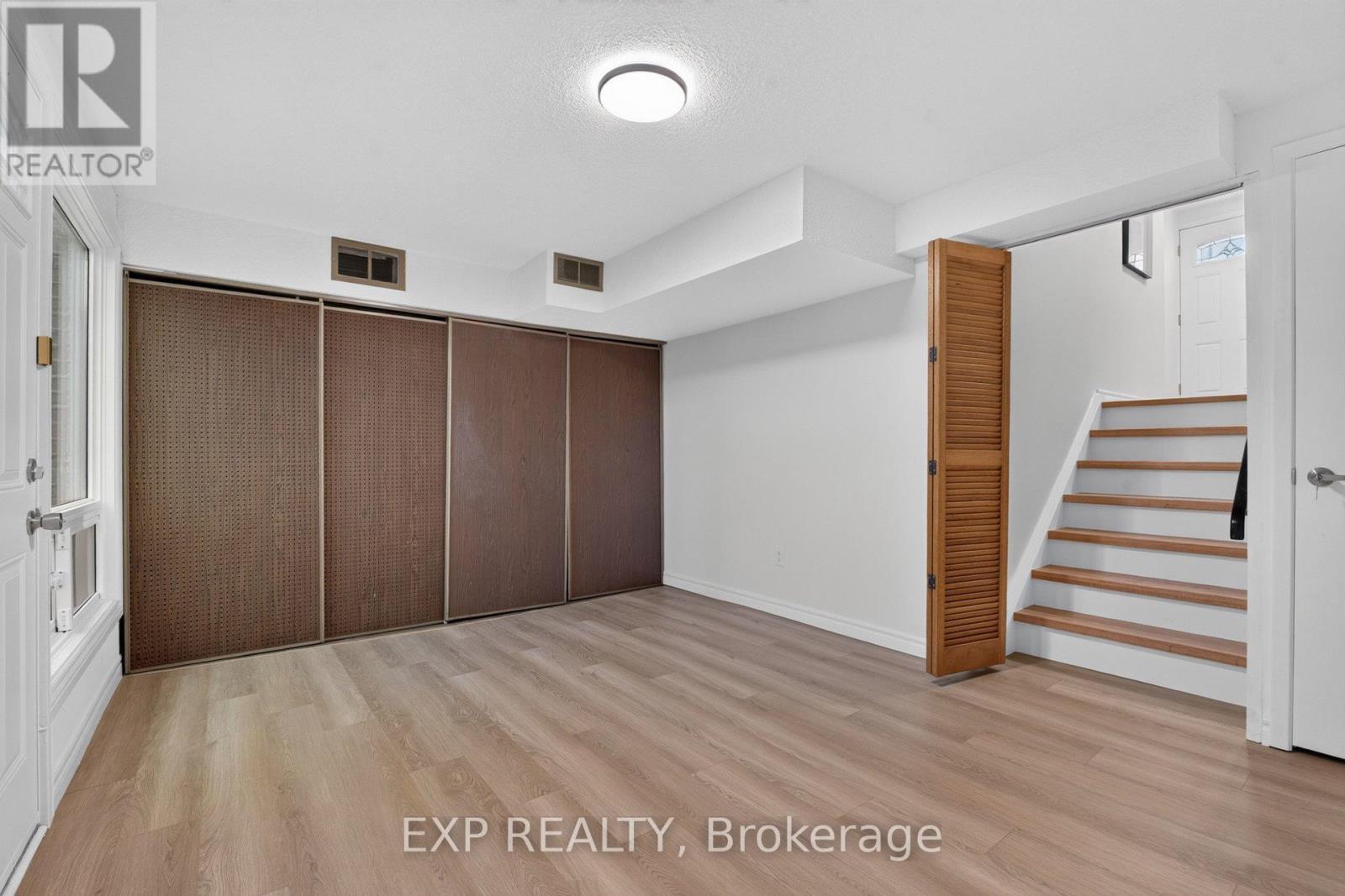 38 Rusty Crestway, Toronto, ON