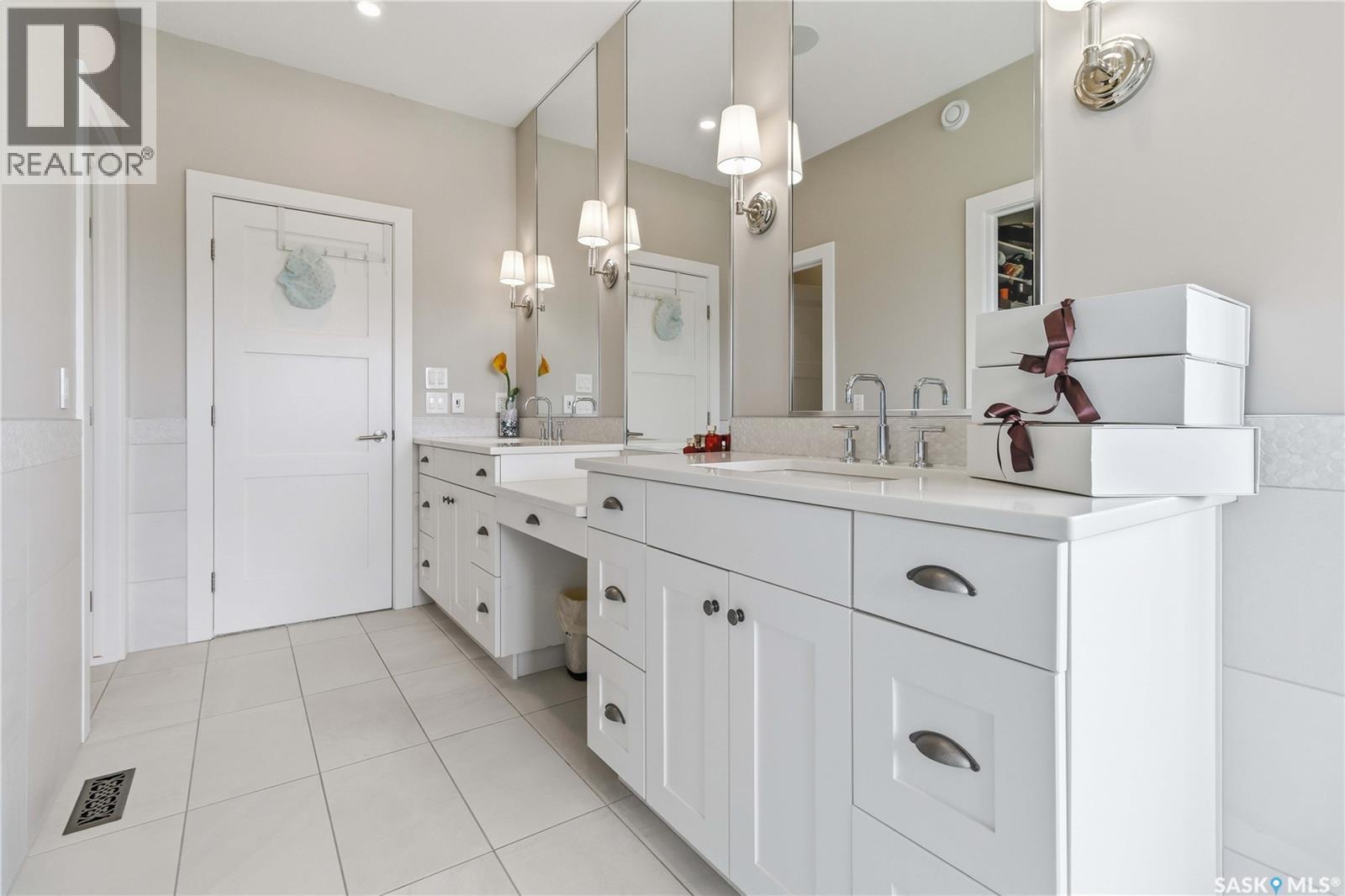 467 Mahabir Crescent, Saskatoon, SK