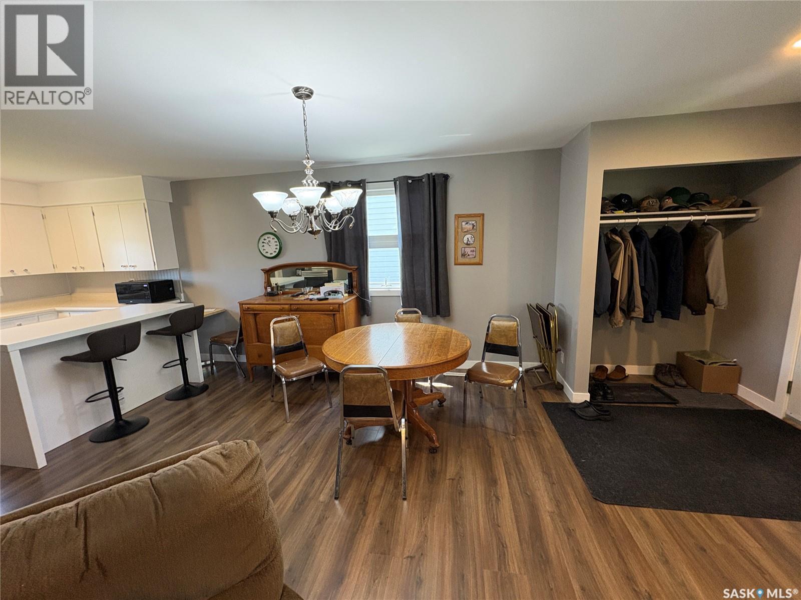 335 Central Avenue S, Swift Current, SK