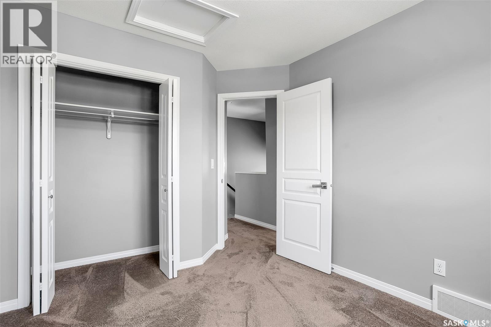 643 Hampton Circle, Saskatoon, SK