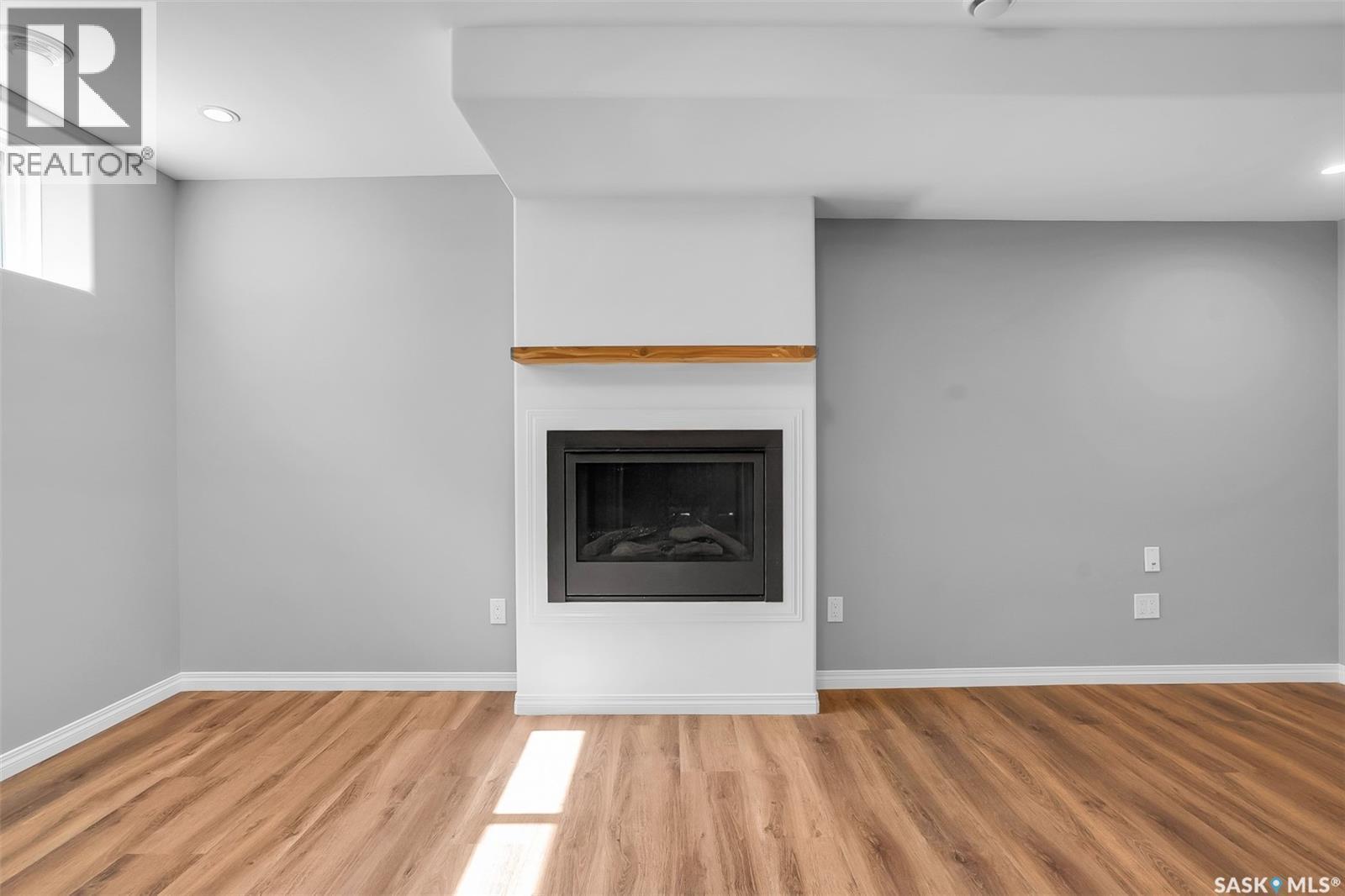 643 Hampton Circle, Saskatoon, SK