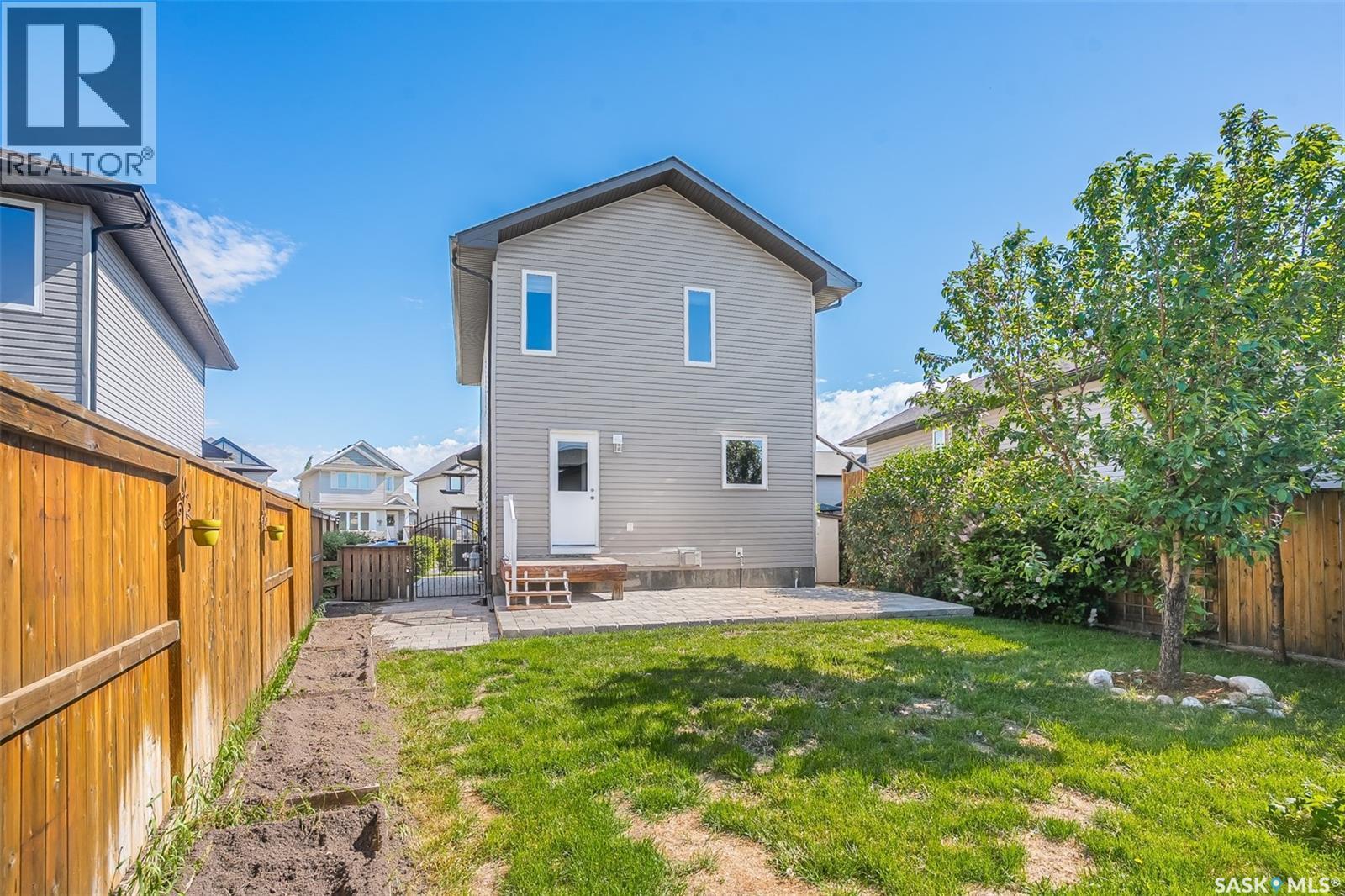 643 Hampton Circle, Saskatoon, SK