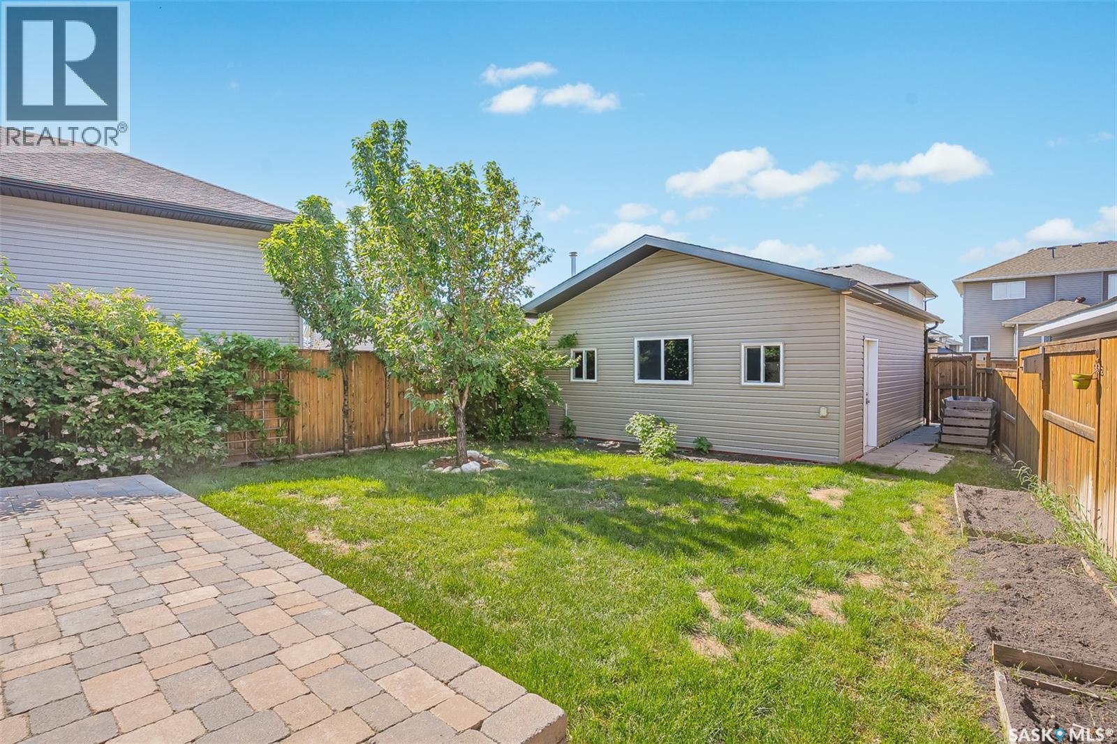 643 Hampton Circle, Saskatoon, SK