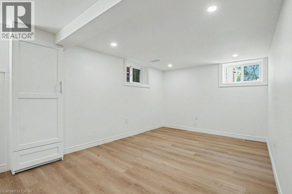 72 Mountain Park Avenue, Hamilton, ON