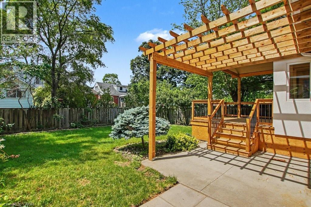 72 Mountain Park Avenue, Hamilton, ON