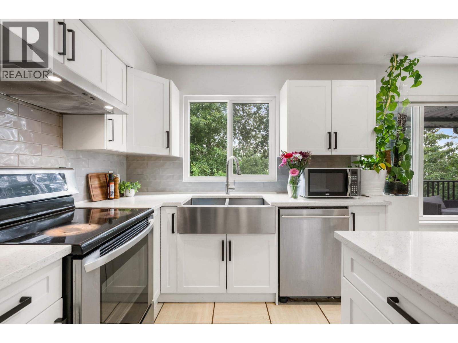 2378 Mariana Place, Coquitlam, BC