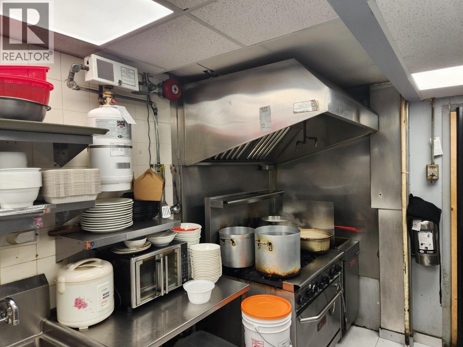 1643 Lonsdale Avenue, North Vancouver, BC