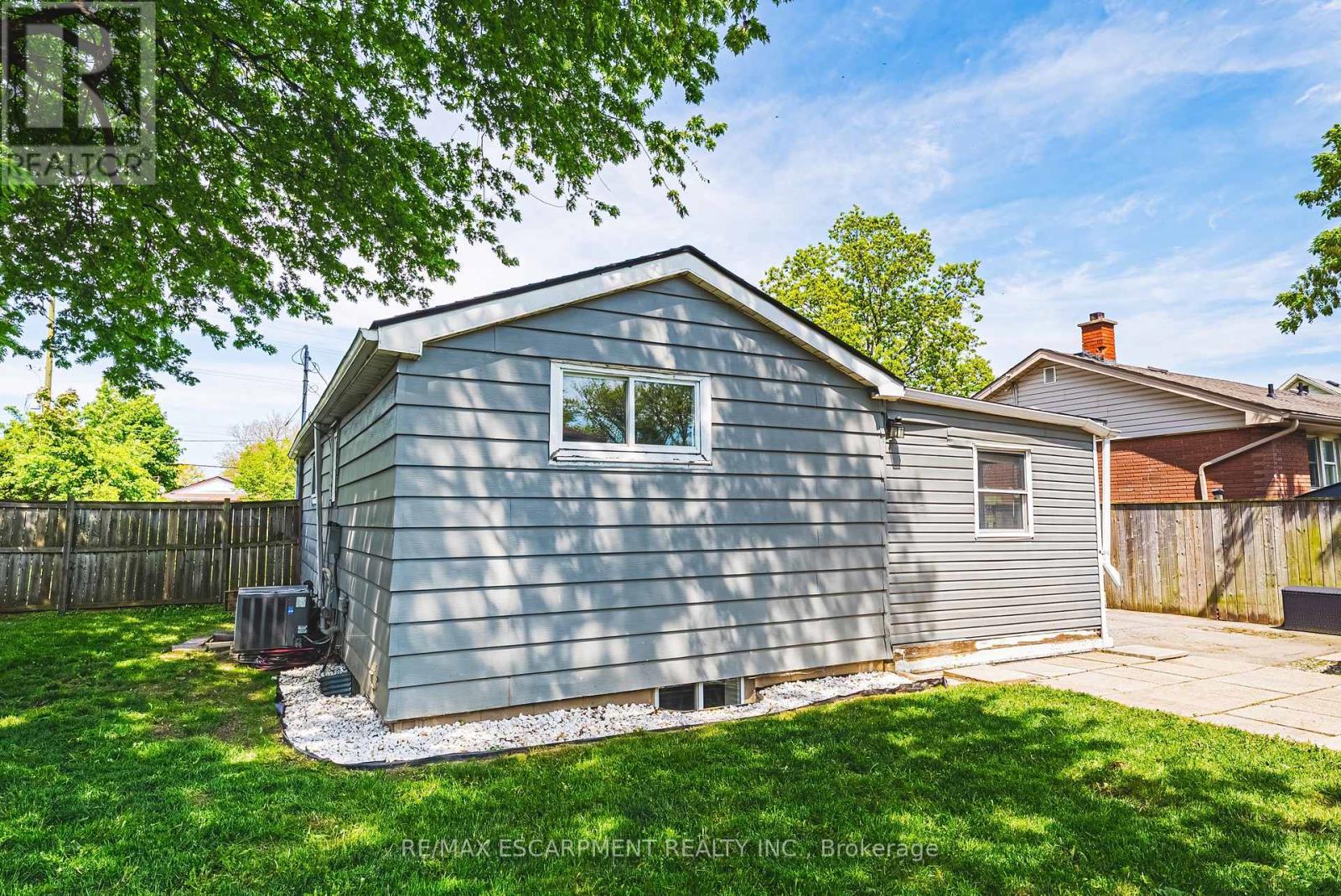 546 Mohawk Road E, Hamilton, ON
