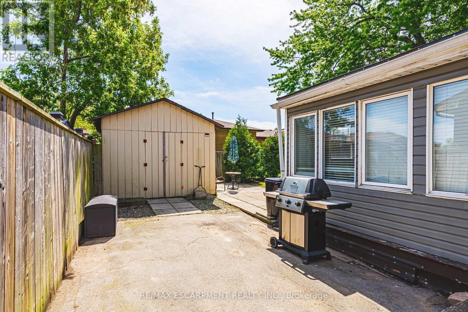 546 Mohawk Road E, Hamilton, ON