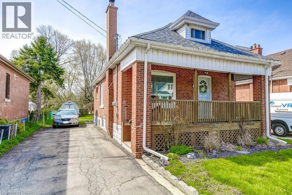 30 East 15Th Street, Hamilton, ON