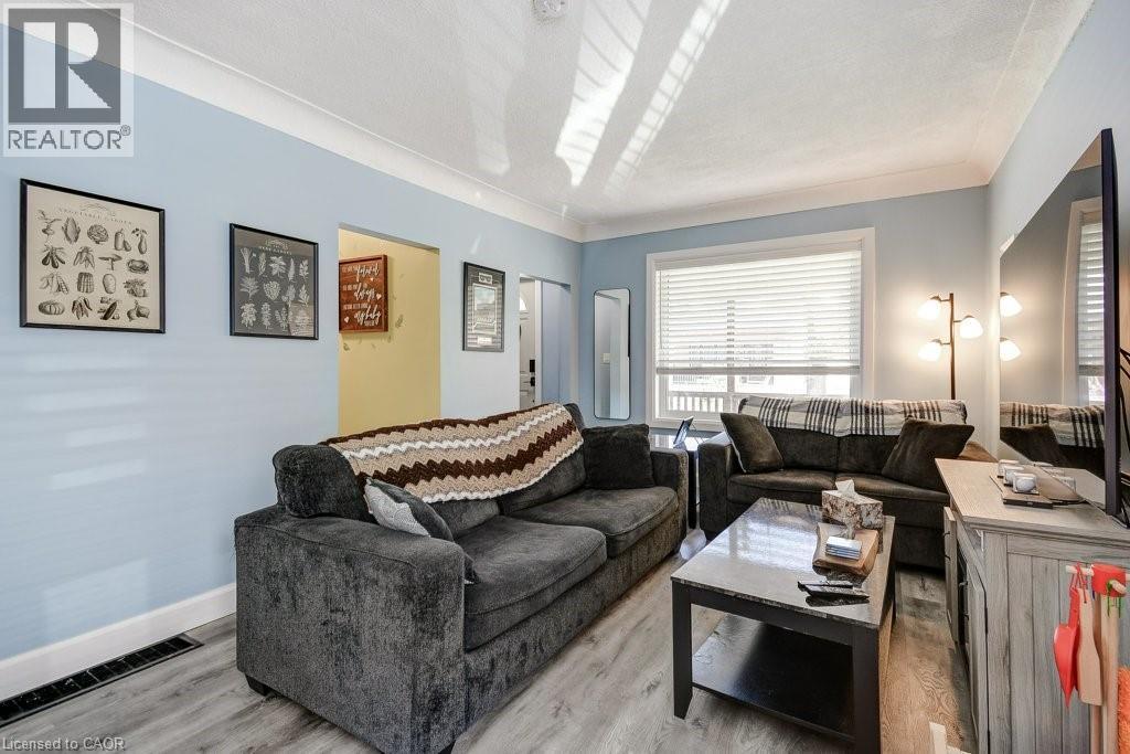 30 East 15Th Street, Hamilton, ON