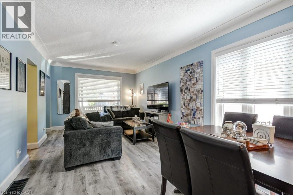 30 East 15Th Street, Hamilton, ON