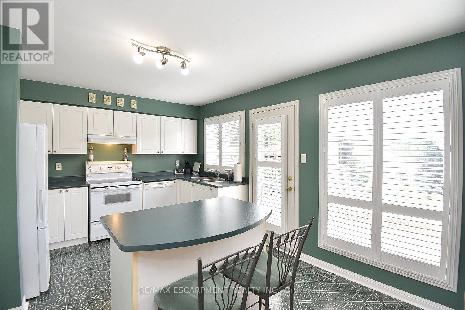 5156 Ridgewell Road, Burlington, ON