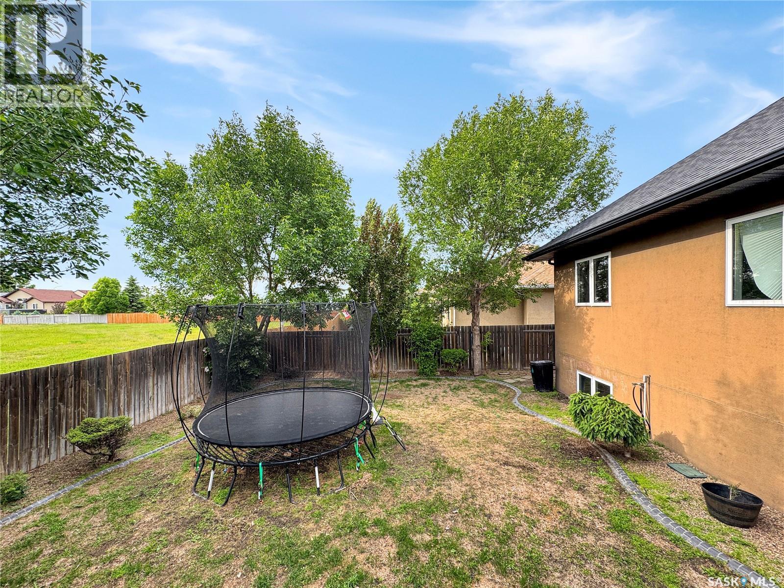 71 4Th Avenue, Battleford, SK
