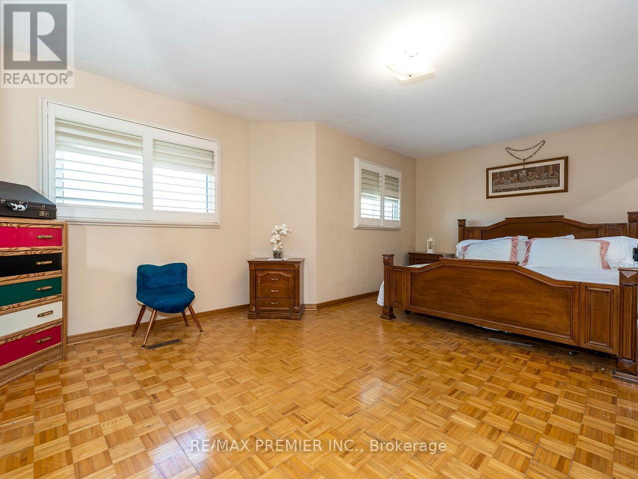 39 Brydon Court, Vaughan, ON