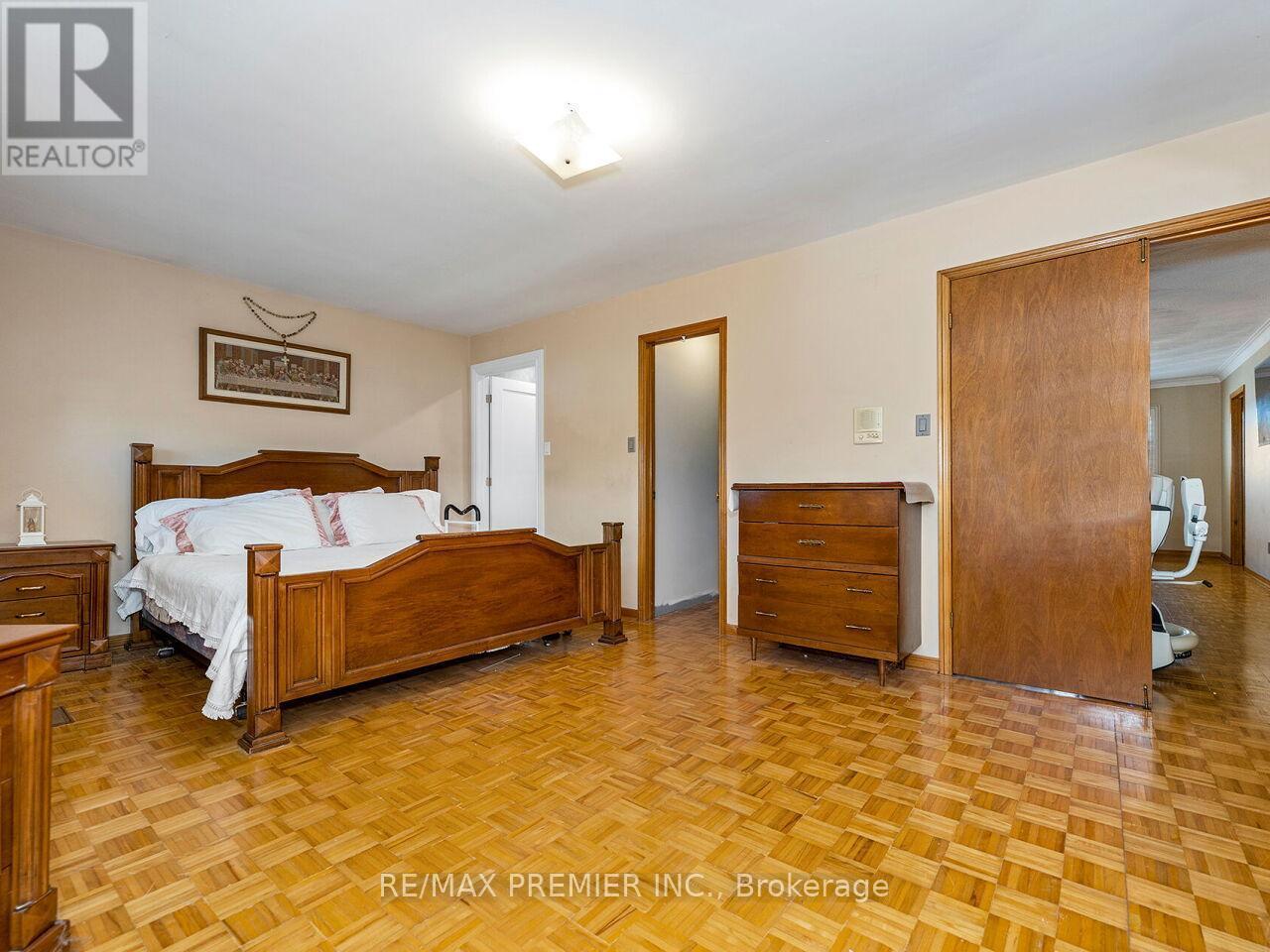 39 Brydon Court, Vaughan, ON