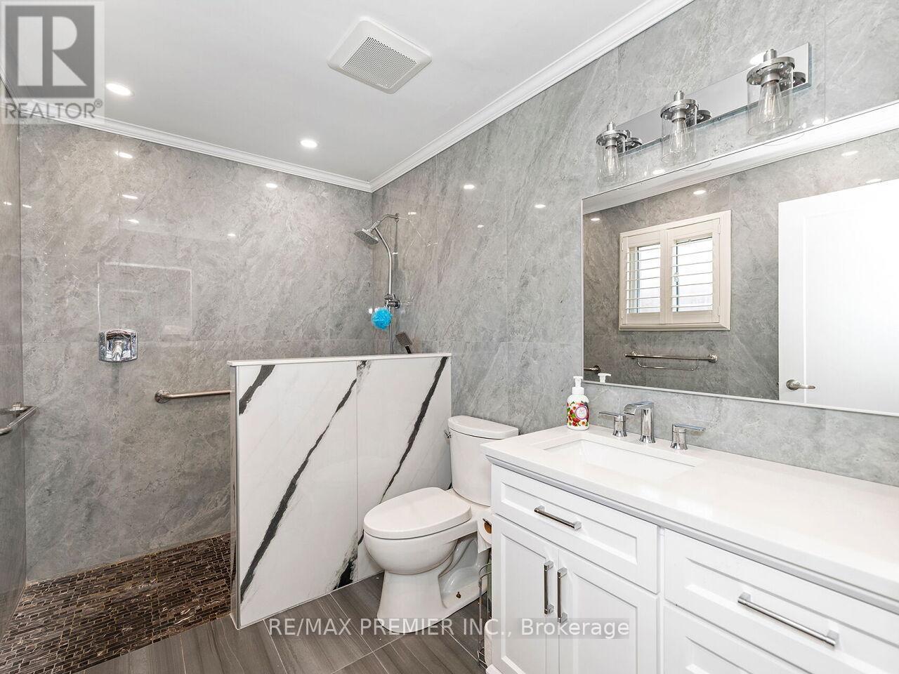 39 Brydon Court, Vaughan, ON