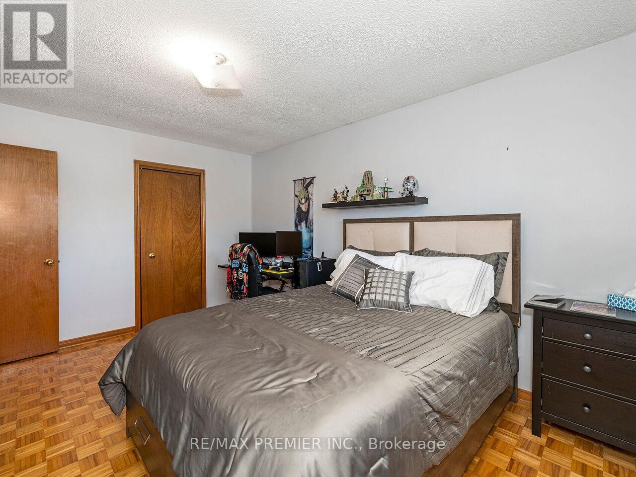 39 Brydon Court, Vaughan, ON