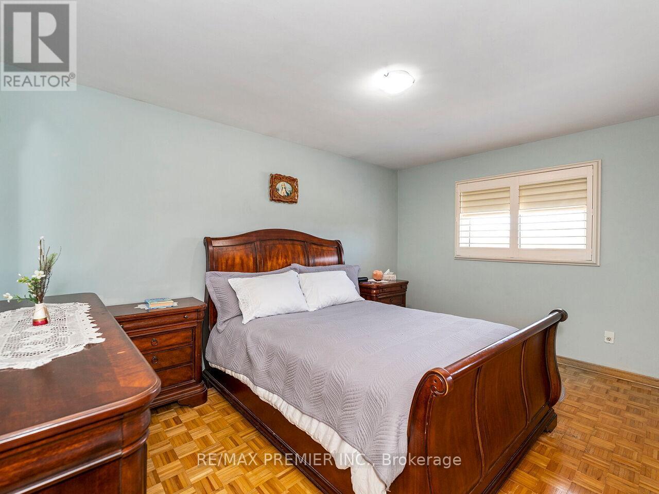 39 Brydon Court, Vaughan, ON