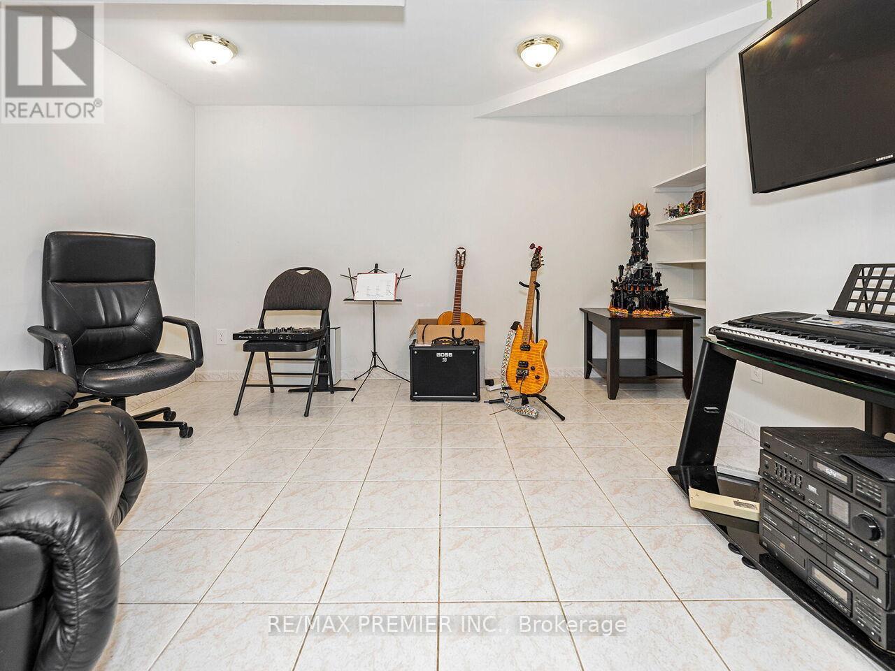 39 Brydon Court, Vaughan, ON