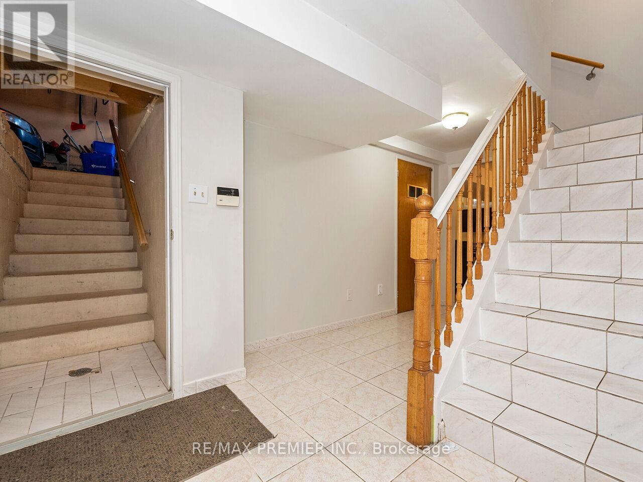 39 Brydon Court, Vaughan, ON