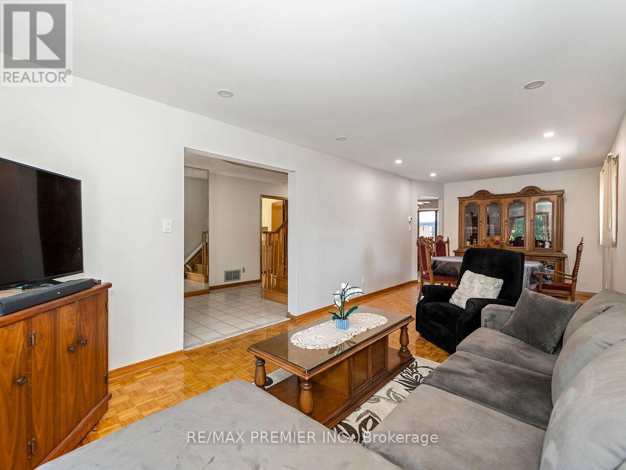 39 Brydon Court, Vaughan, ON
