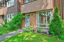 2111 MONTREAL ROAD Ottawa, ON K1J 8M8