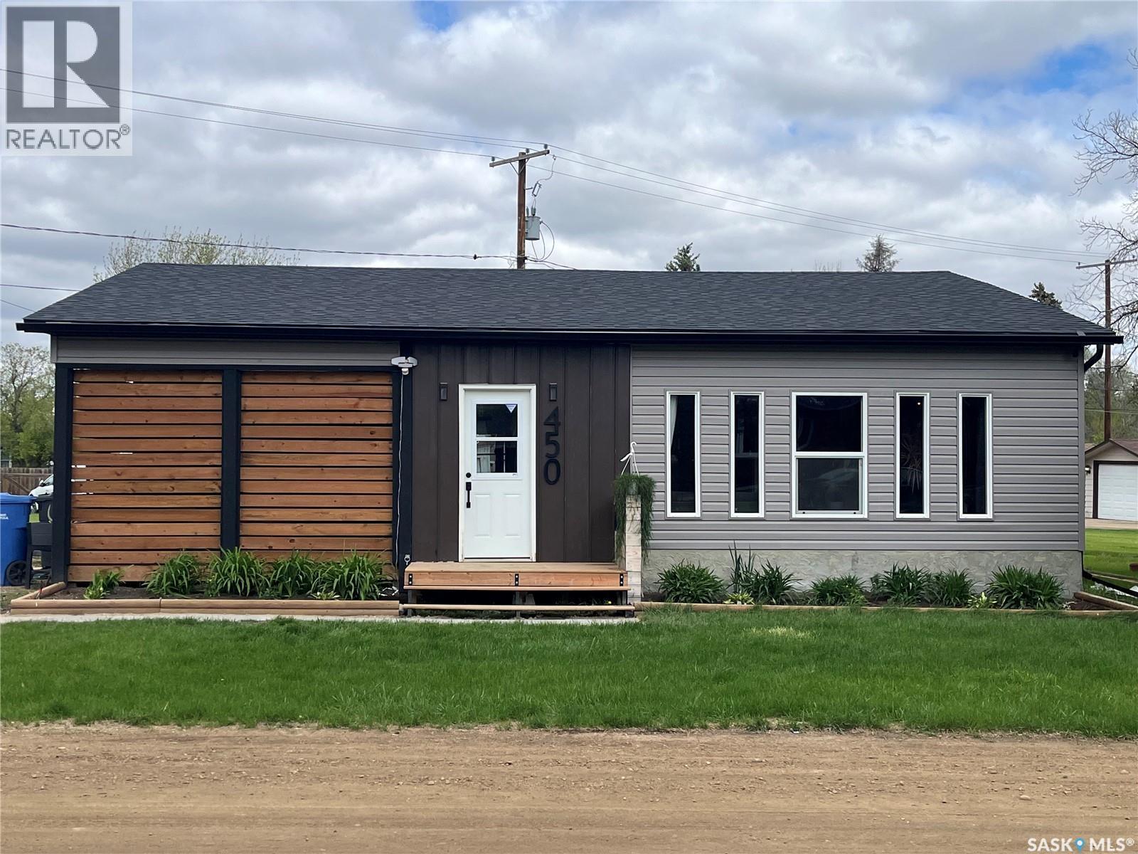 450 6Th Street, Craik, SK