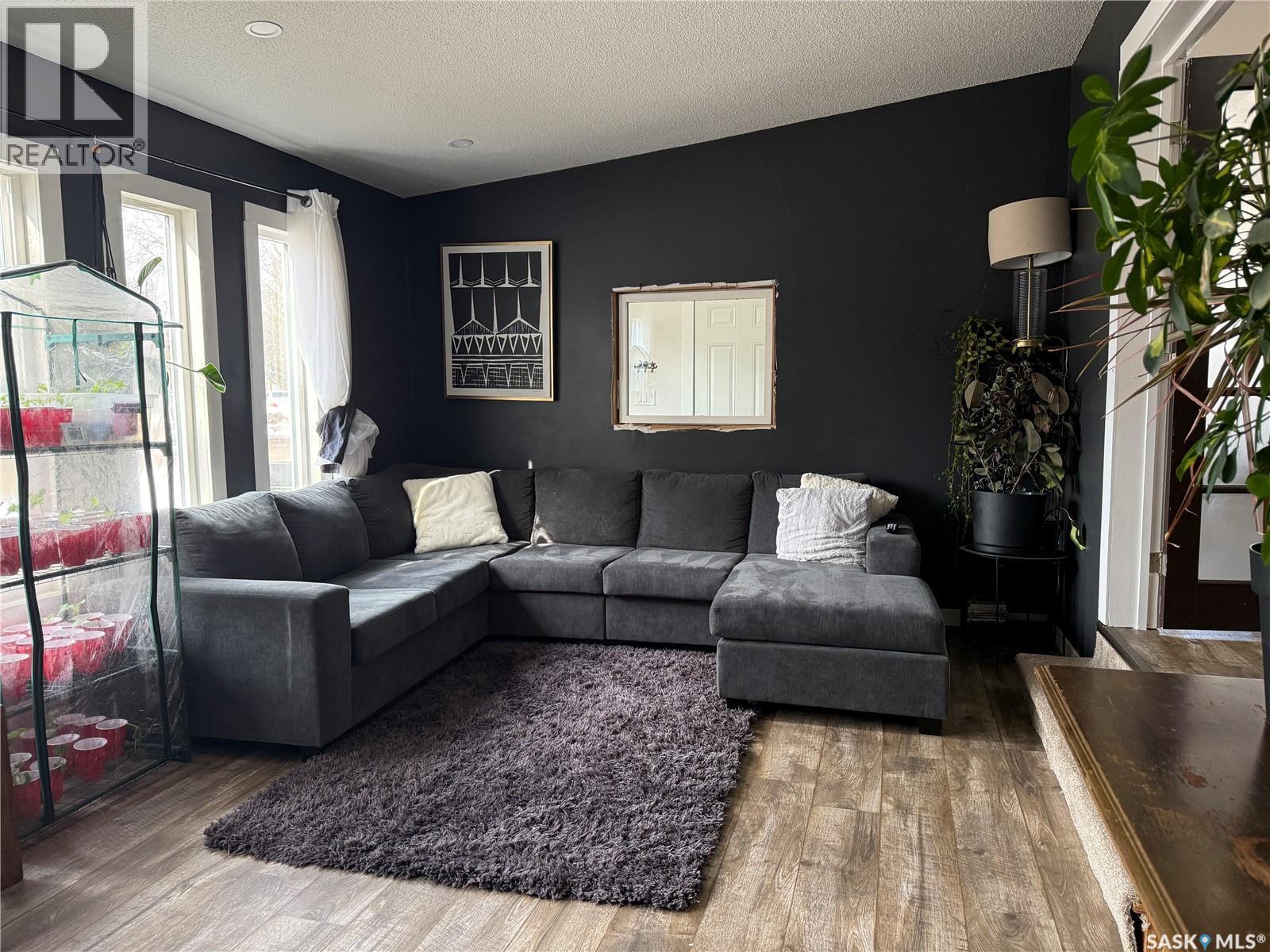 450 6Th Street, Craik, SK