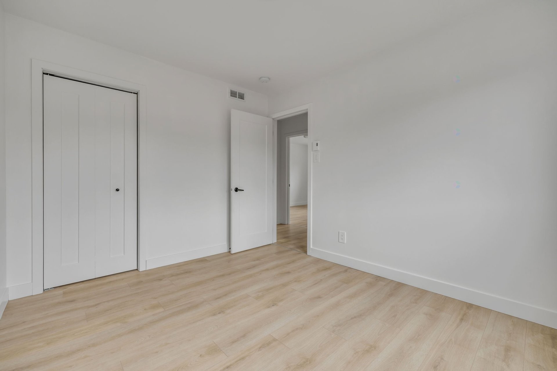 Chambre à coucher - 33 Rue De St-Rédempteur, Lévis (Les Chutes-De-La-Chaudière-Ouest), QC - Indoor Photo Showing Other Room