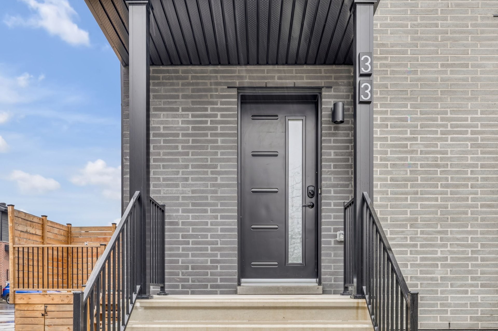 Façade - 33 Rue De St-Rédempteur, Lévis (Les Chutes-De-La-Chaudière-Ouest), QC - Outdoor With Exterior