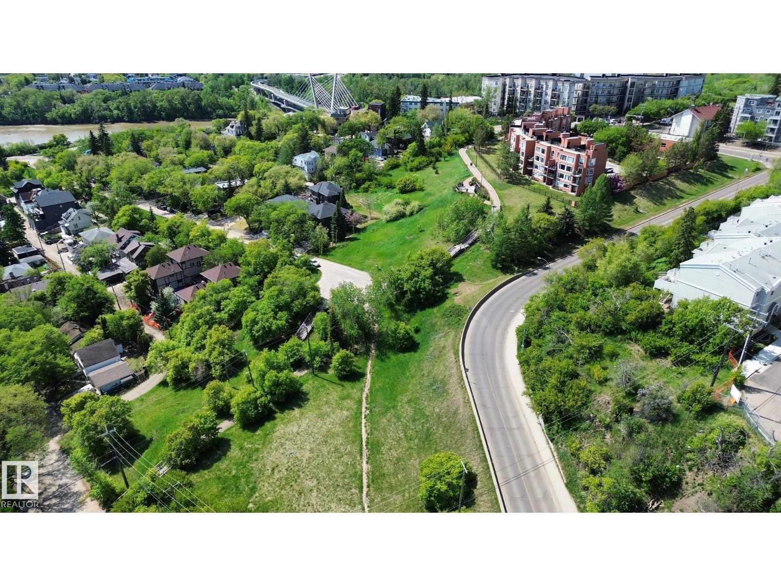 10173 93 St Nw, Edmonton, AB