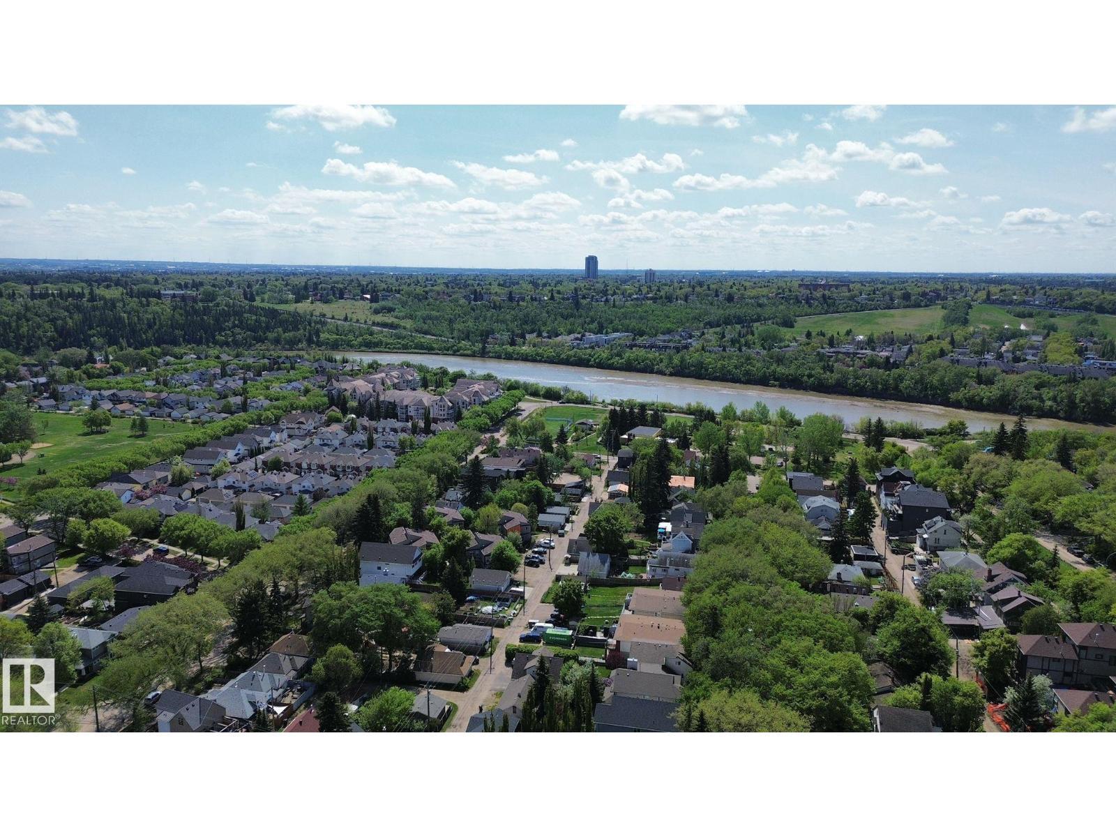 10173 93 St Nw, Edmonton, AB