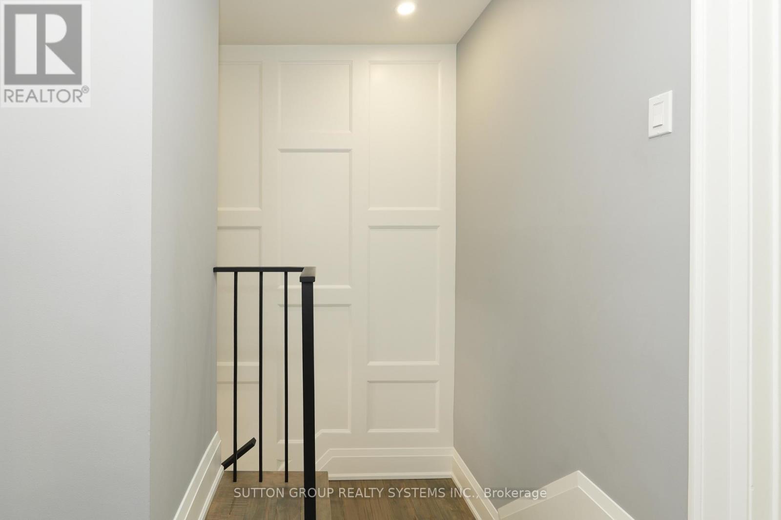 70 Courtleigh Square, Brampton, ON