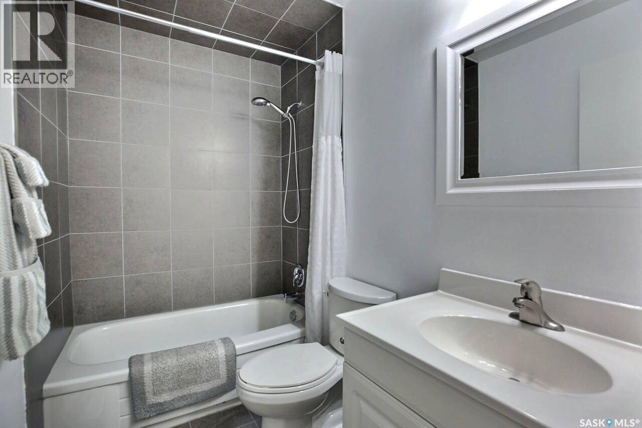 2534 7Th Avenue E, Regina, SK
