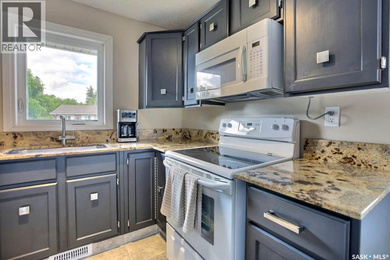 2534 7Th Avenue E, Regina, SK
