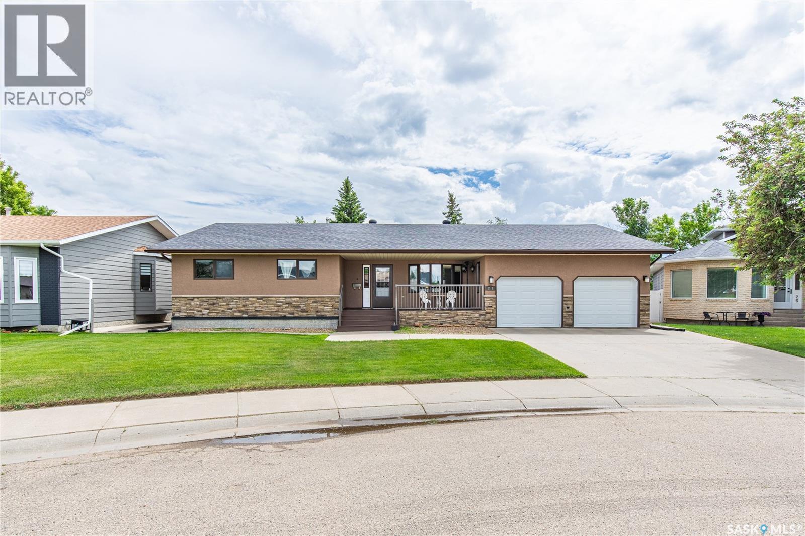21 Thorn Crescent, Moose Jaw, SK