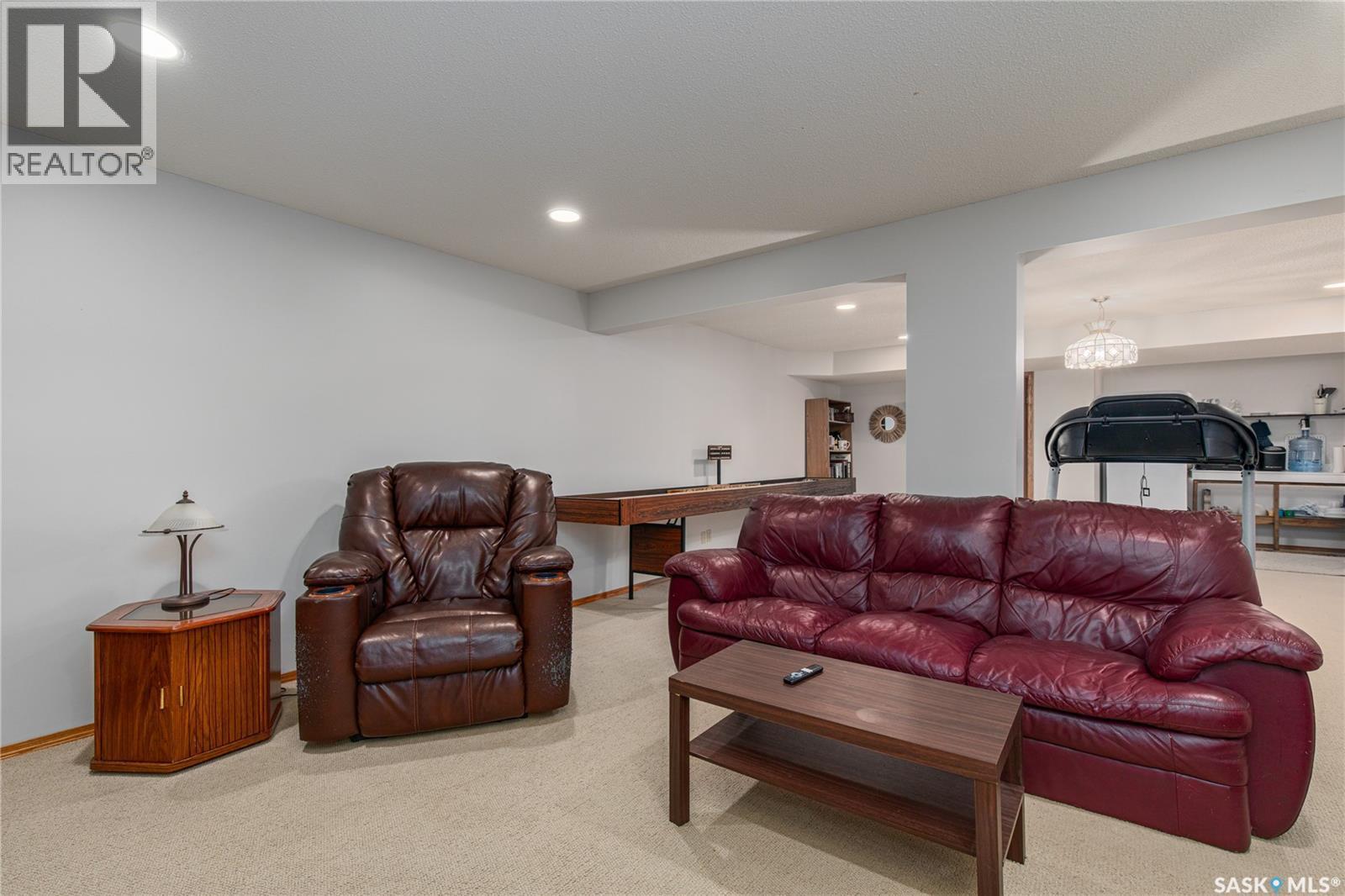 21 Thorn Crescent, Moose Jaw, SK