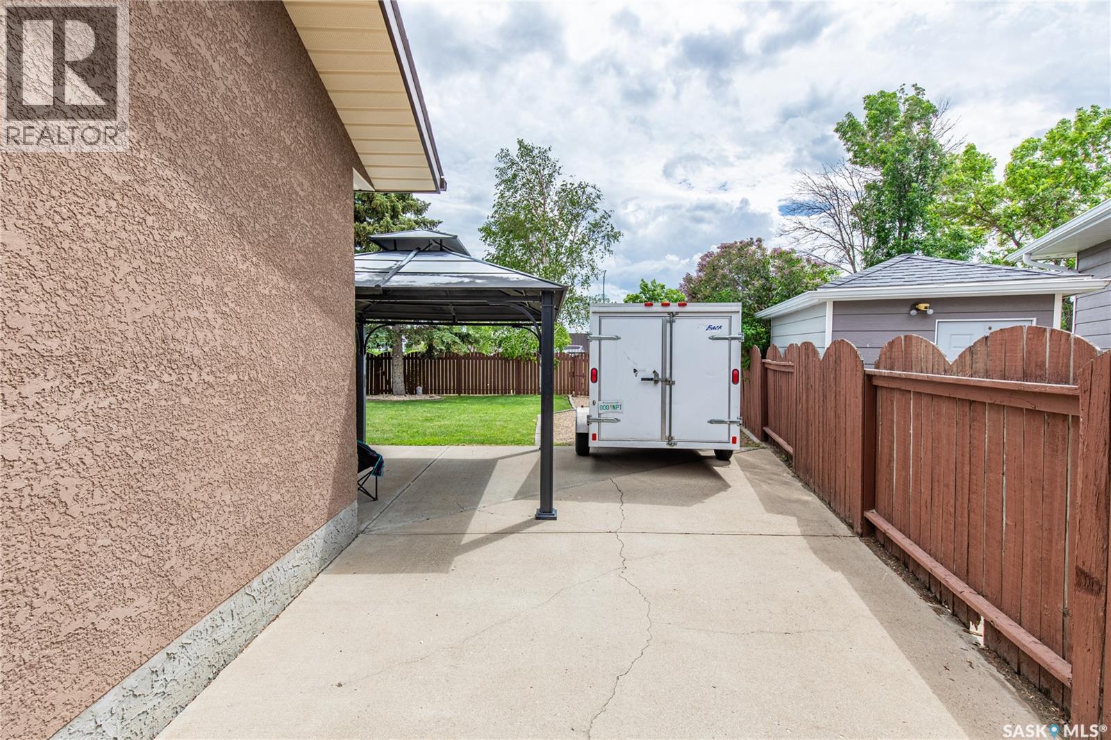21 Thorn Crescent, Moose Jaw, SK