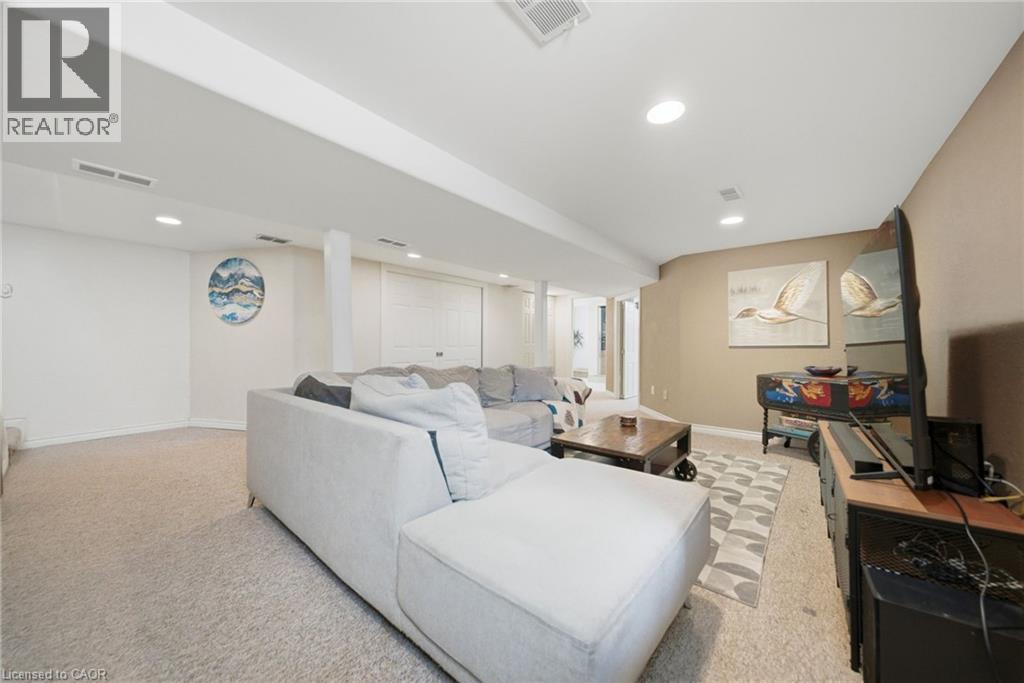 280 East 11Th Street, Hamilton, ON