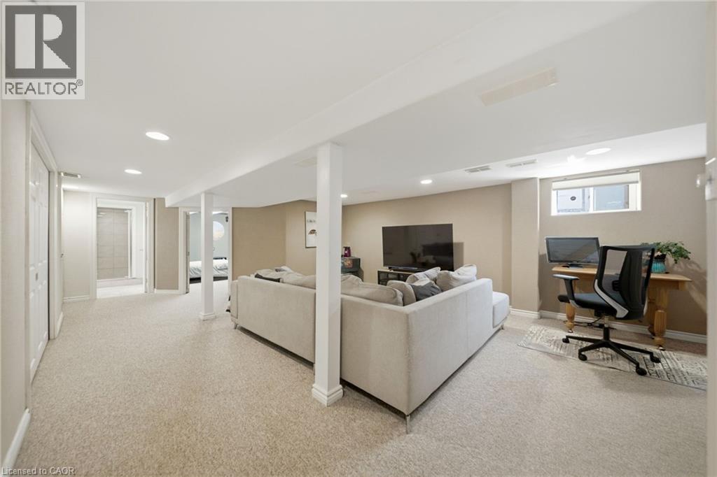 280 East 11Th Street, Hamilton, ON