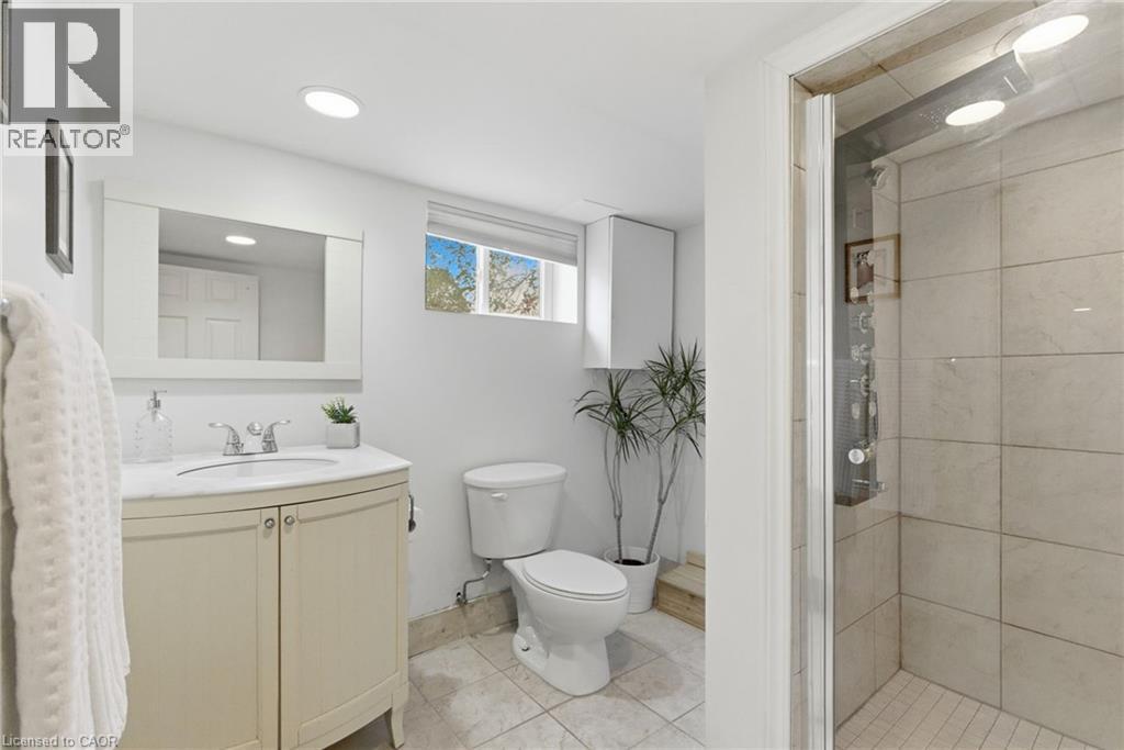 280 East 11Th Street, Hamilton, ON