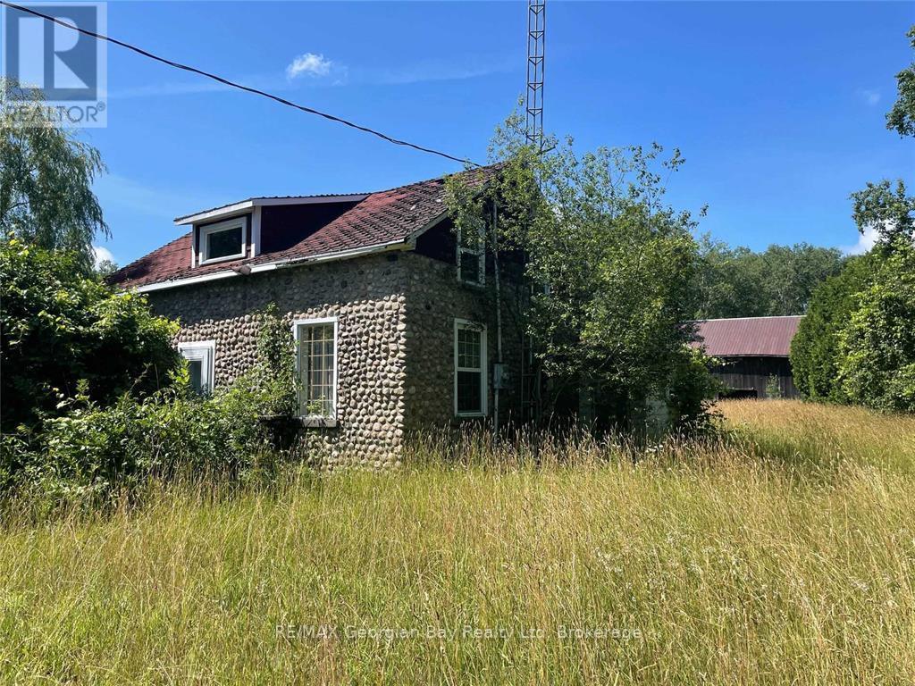 6950 County Rd 93 Road, Tiny, ON