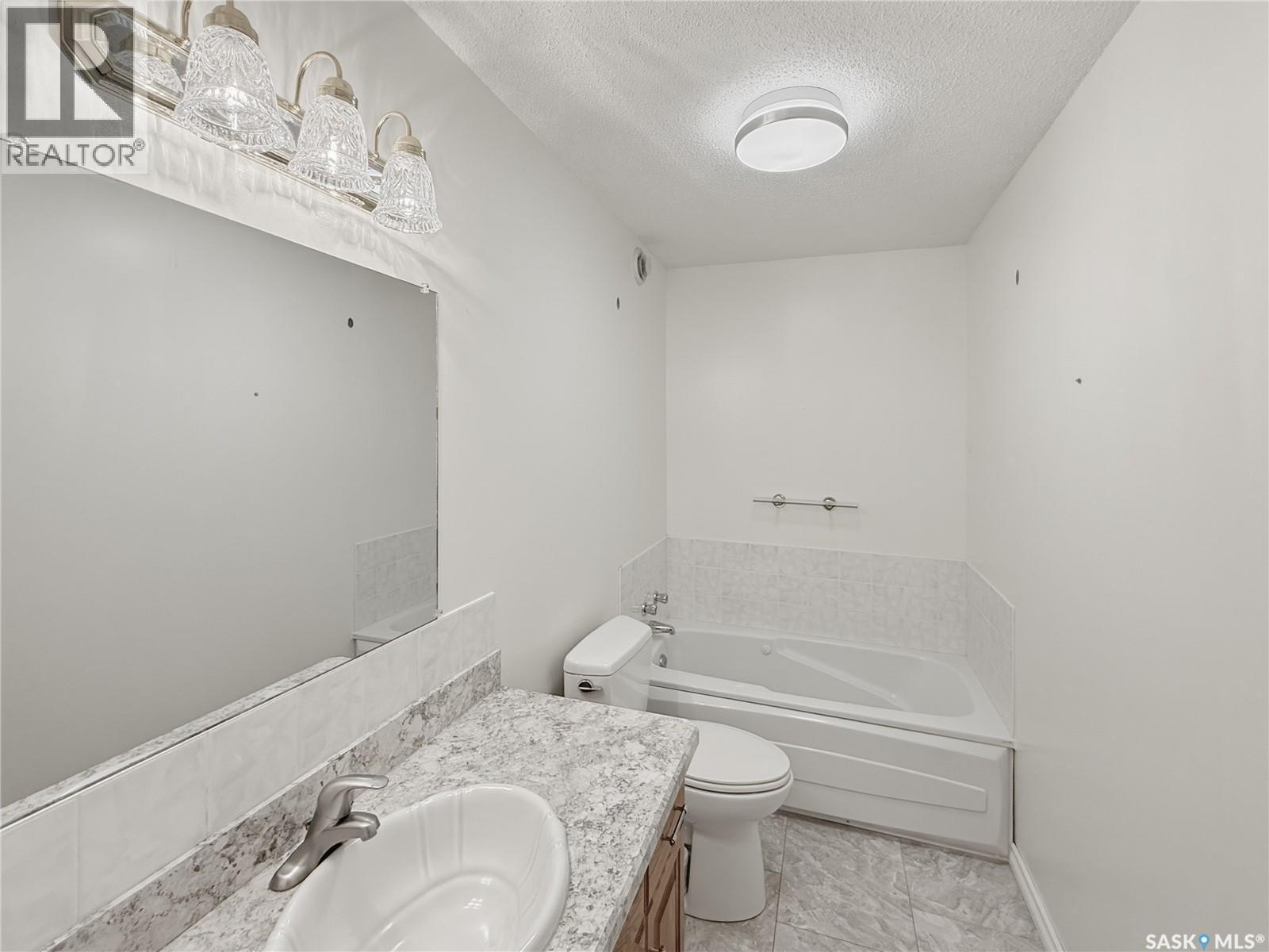 East # 1 Acreage, Swift Current Rm No. 137, SK