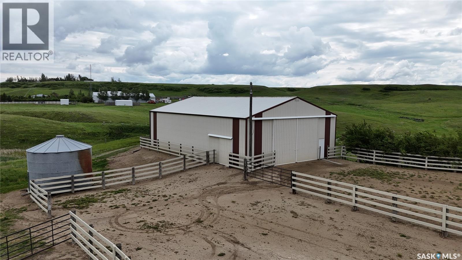 East # 1 Acreage, Swift Current Rm No. 137, SK