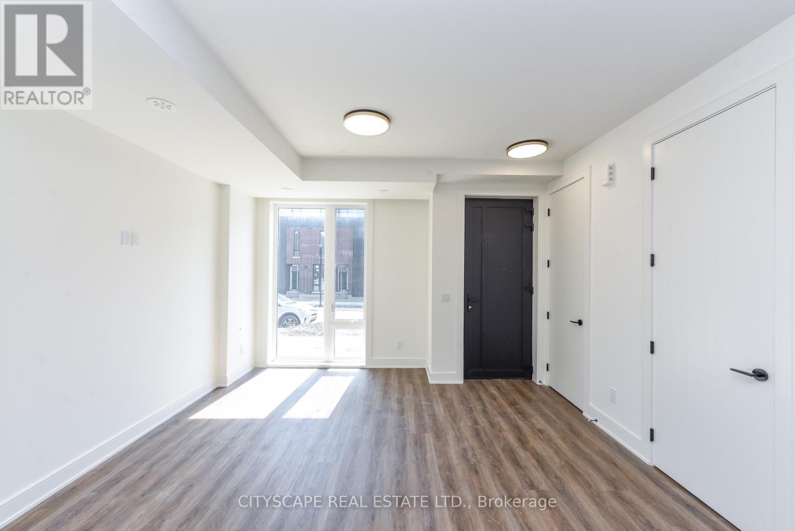 92 - 92 Everett Common, St. Catharines, ON