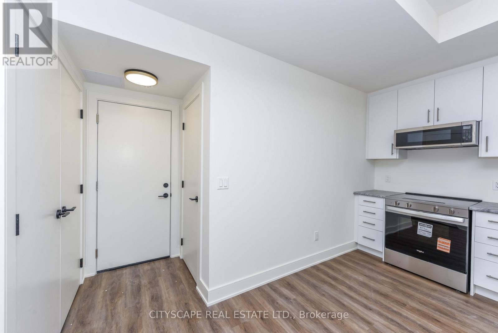 92 - 92 Everett Common, St. Catharines, ON