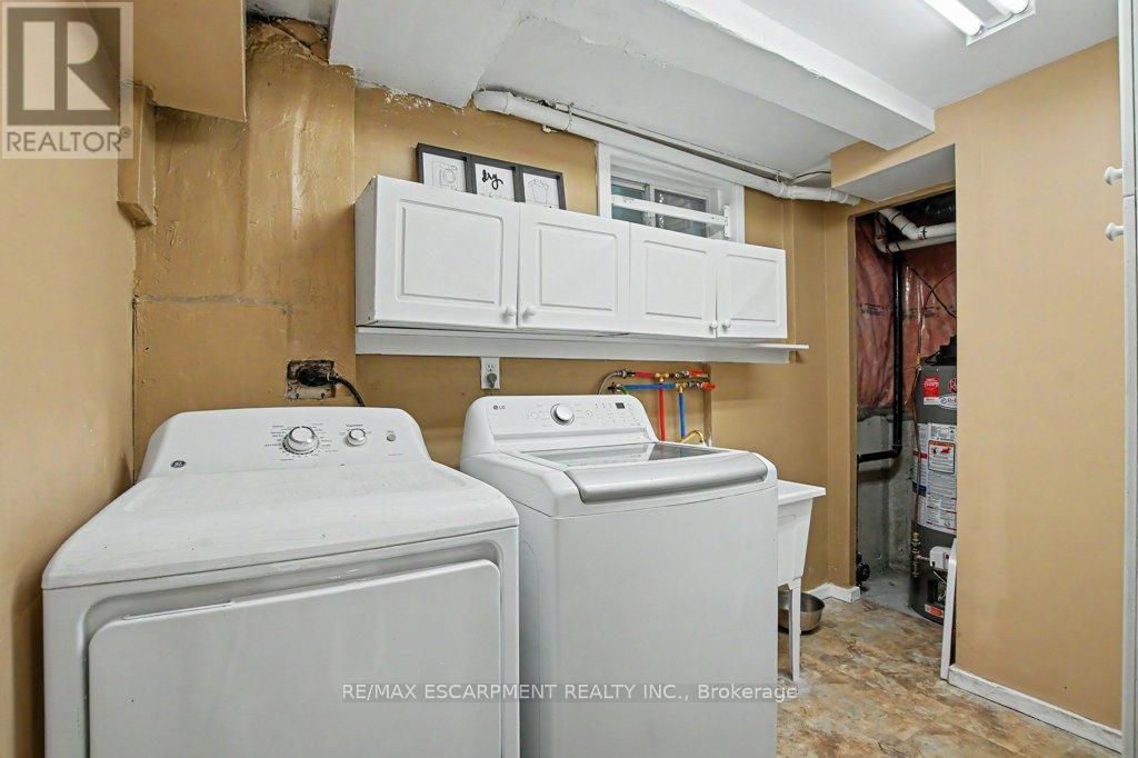 6 Theodore Drive, Hamilton, ON